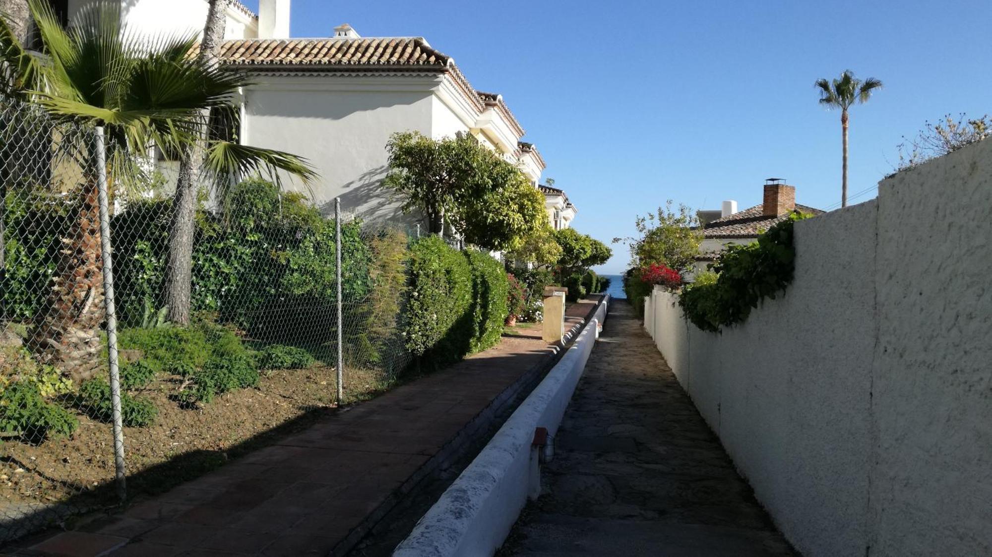 Estudio A 50Mt Del Mar, Zona Palacio De Congresos - Apto 4 Estepona Exterior photo
